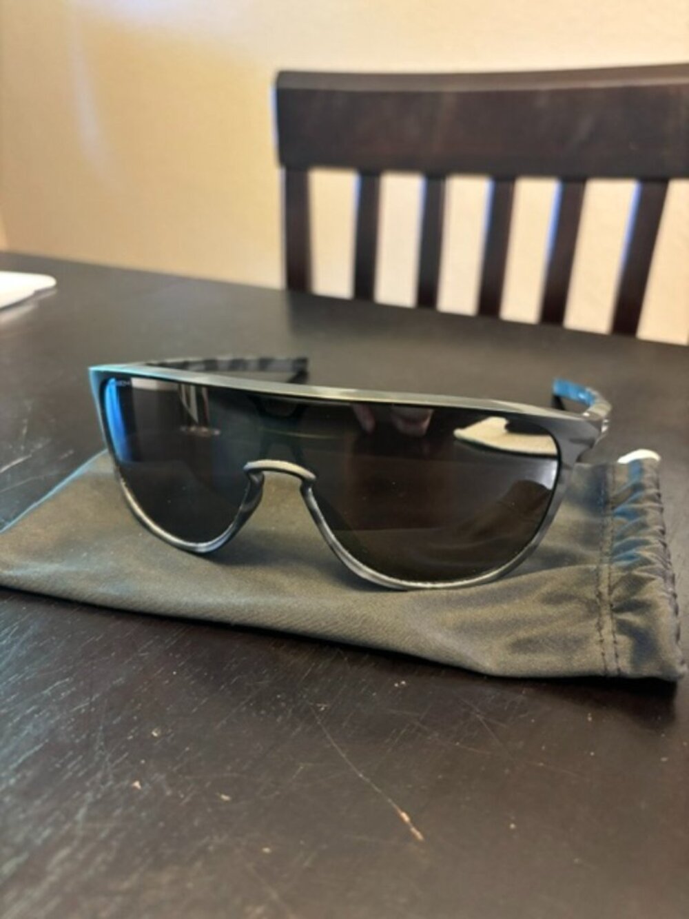 OAKLEY TRILLBE SUNGLASSES